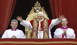 Pope waves Dec 25 2010.jpg